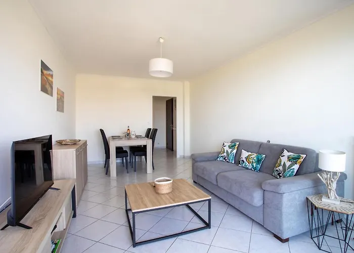Apartment Le Cagnes Beach-3 By Interhome